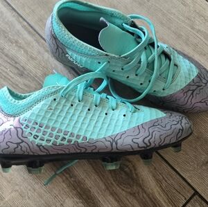Kids Puma Soccer Cleats